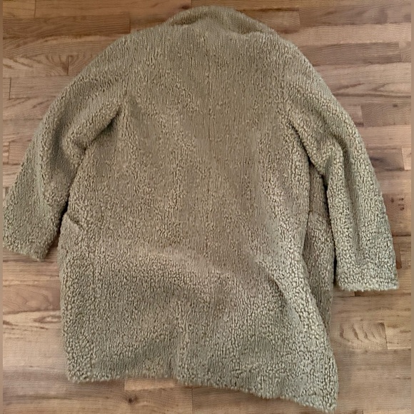 Zara teddy bear boucle coat - size small - Picture 2 of 5